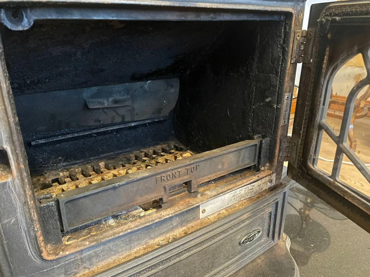 Stanley Erin Boiler Stove - Image 4