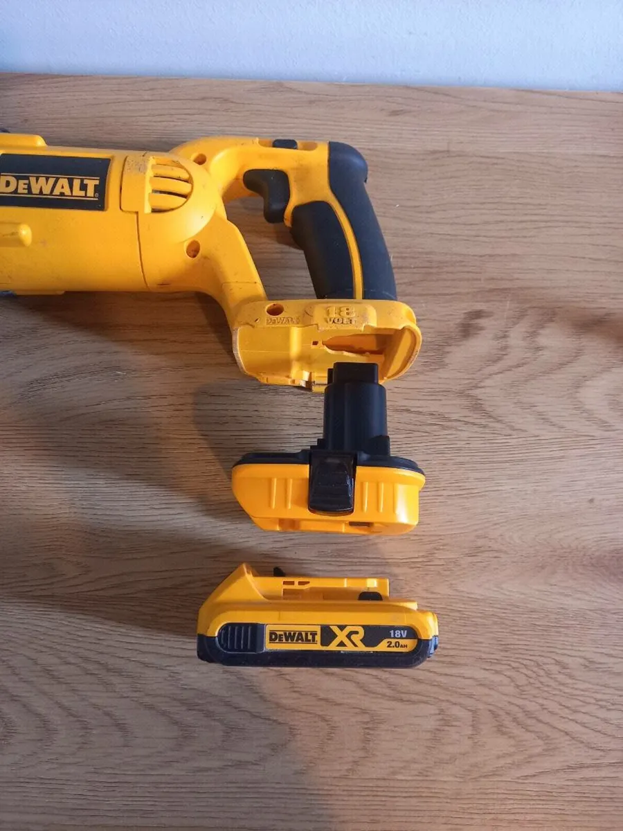 DeWalt Battery Adapter - Image 1