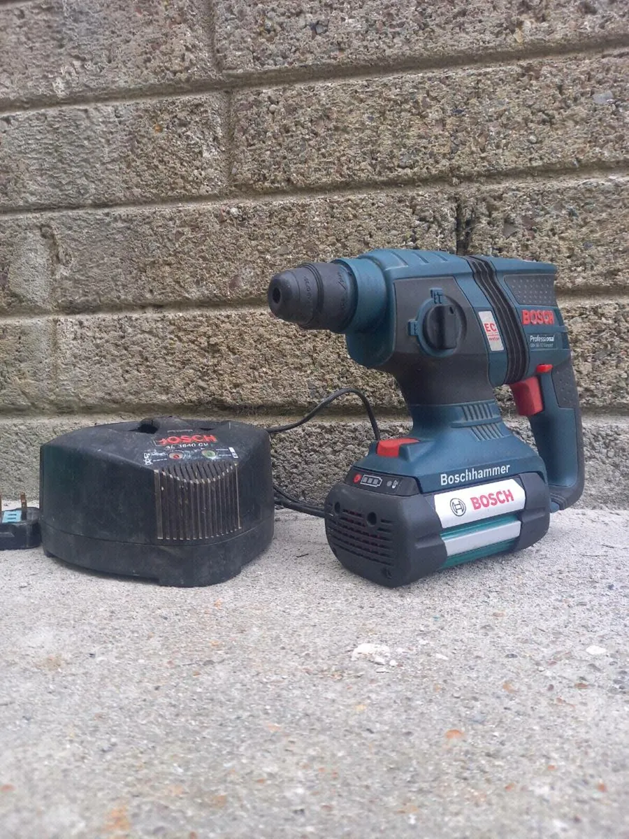 Bosch Cordless Hammer Drill - Image 3
