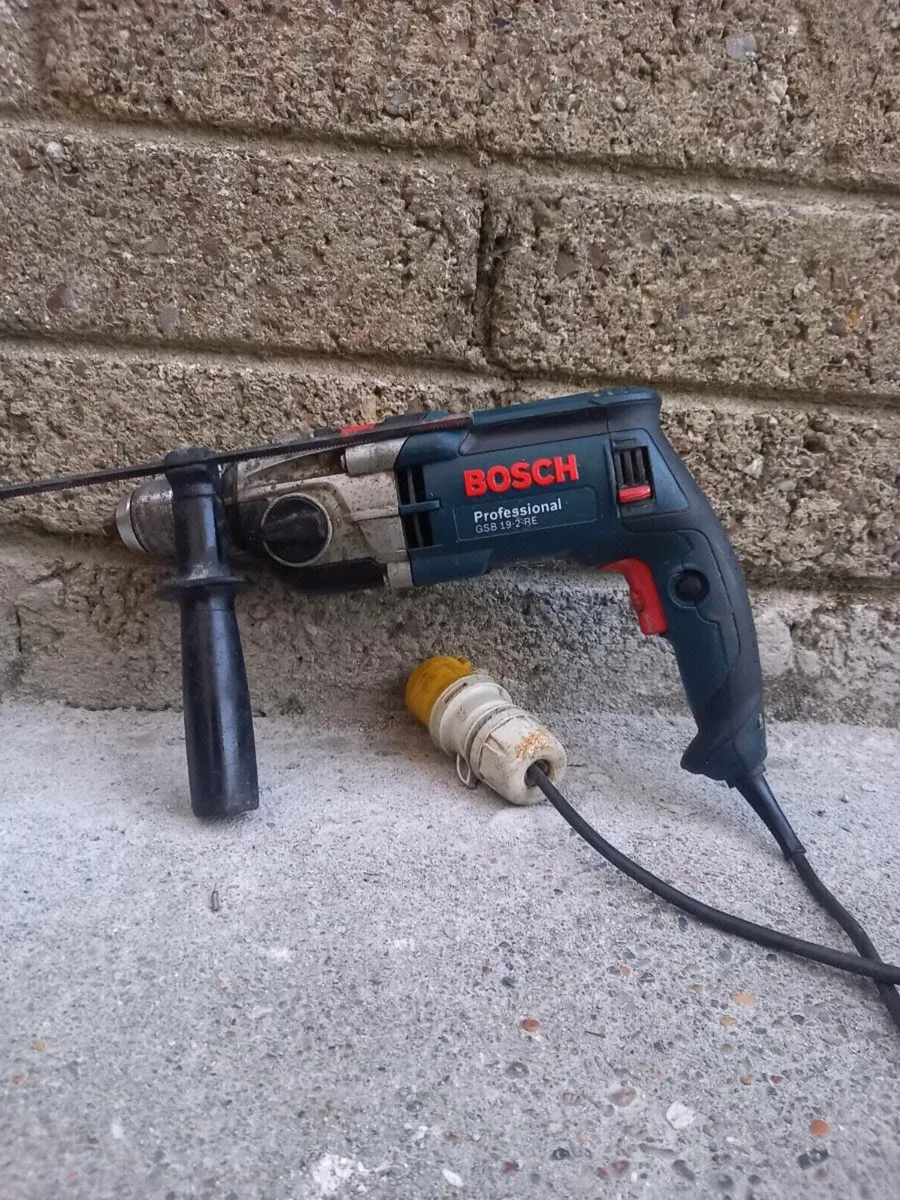 Bosch Steel/Concrete Drill - Image 2