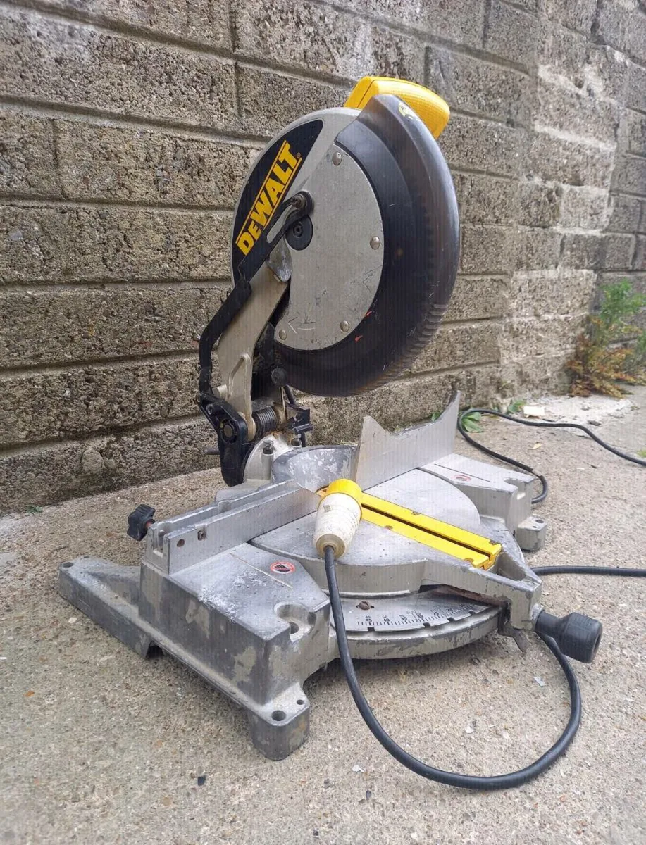 DeWalt 12 Inch Chopsaw - Image 1