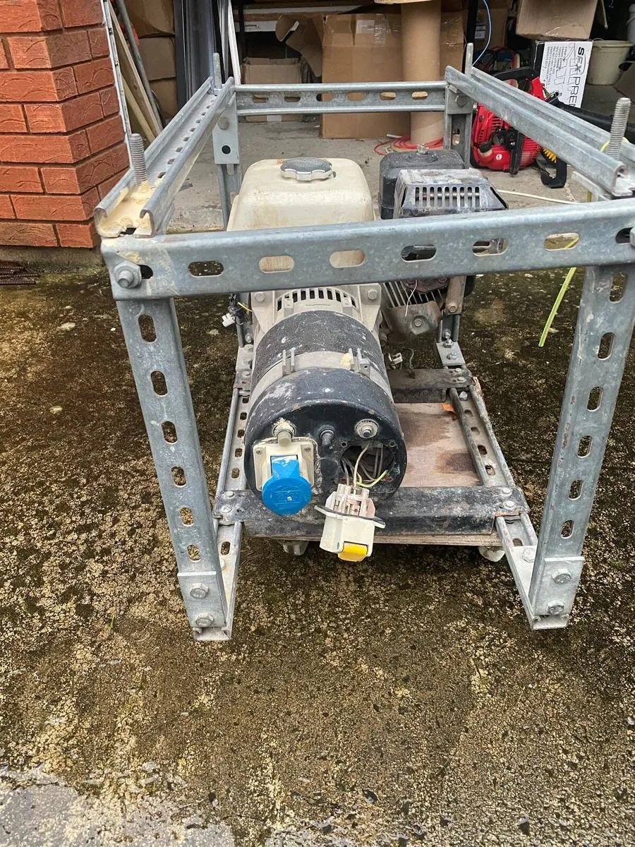 Honda 6.5kva Generator in need of some work - Image 2