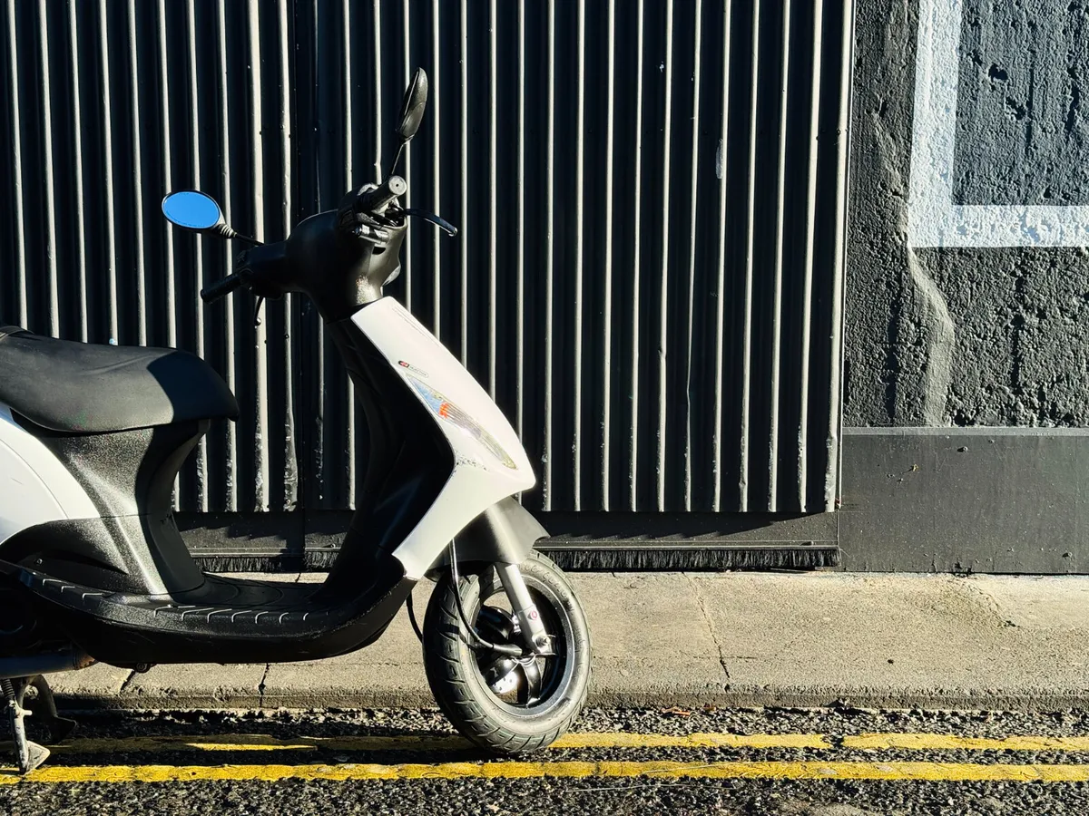 Piaggio ZIP 50 2022 - Image 3