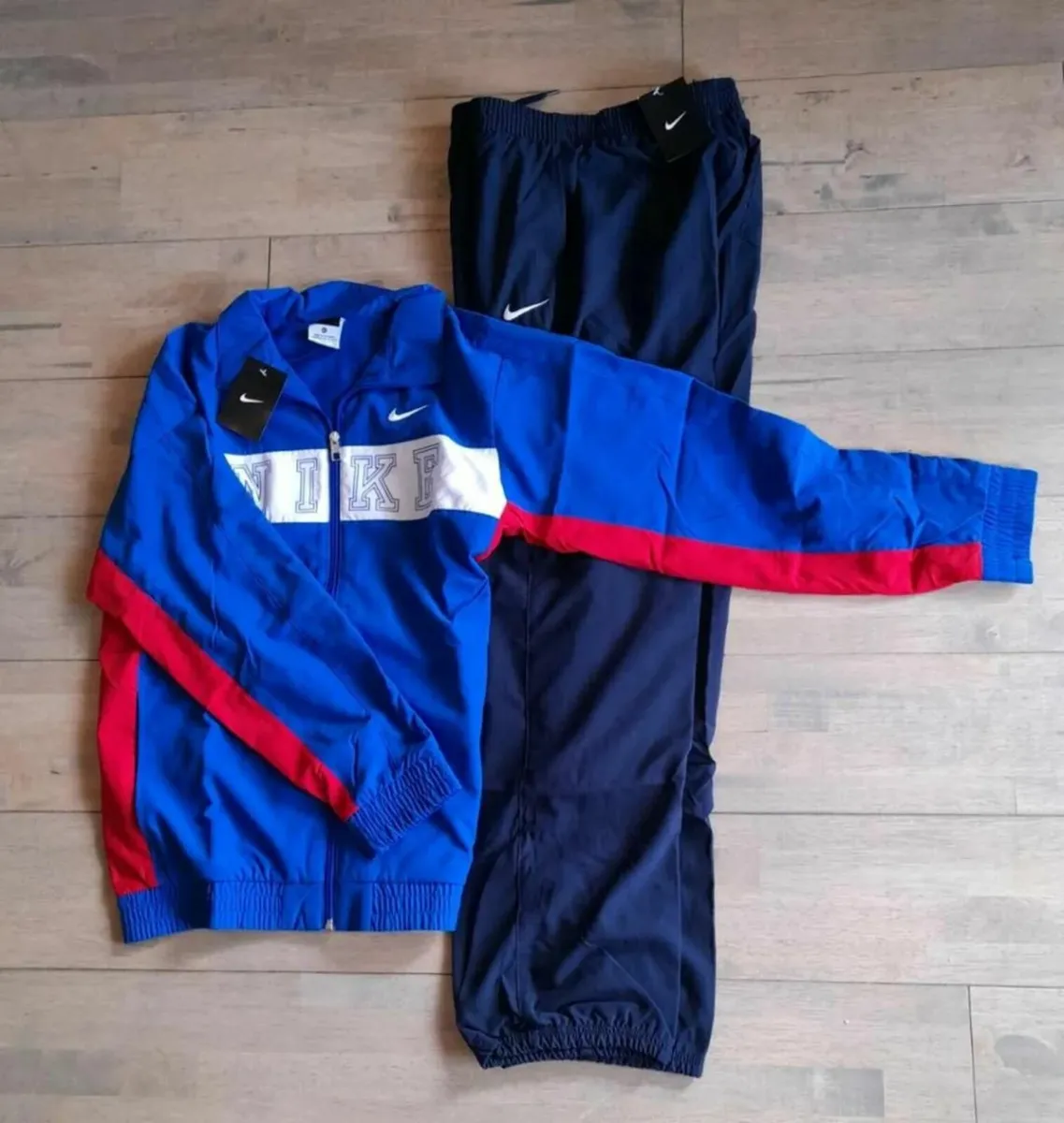 New: Boys NIKE tracksuit age 13 - 15 - Image 1