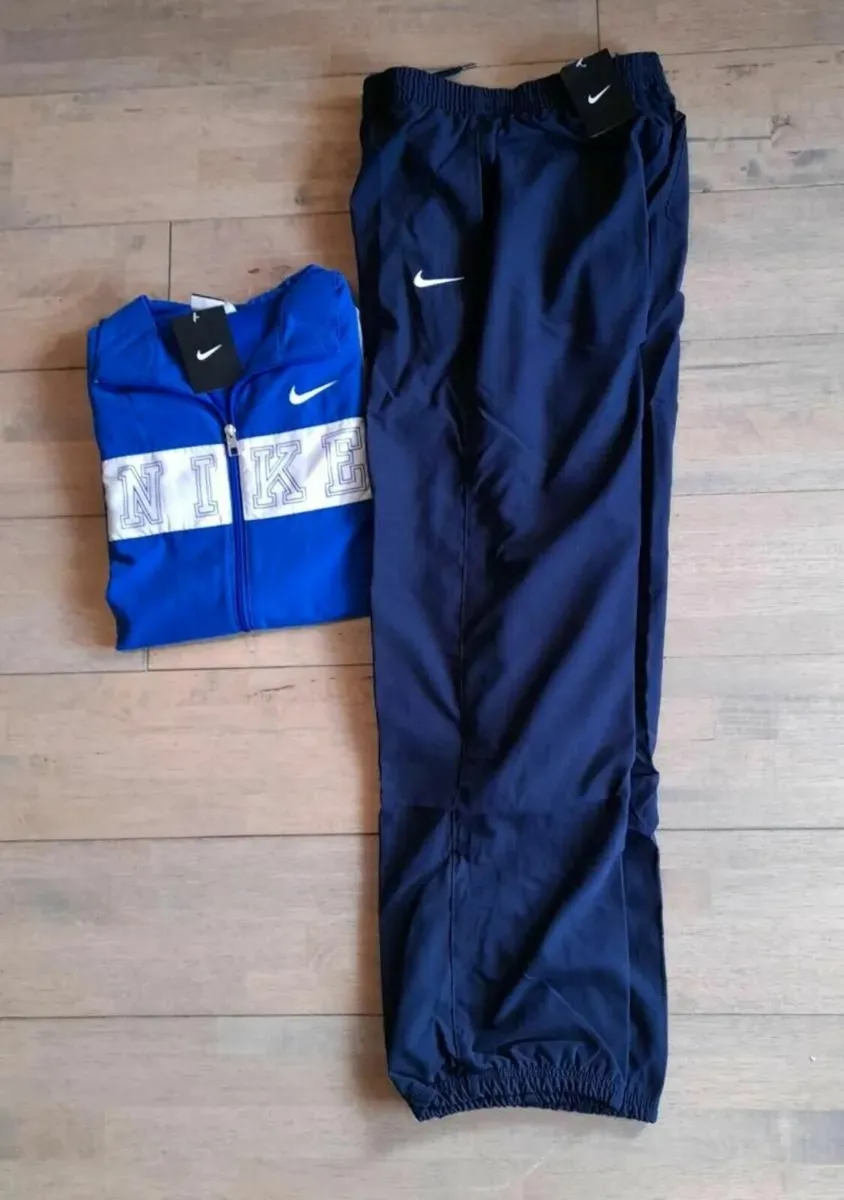 New: Boys NIKE tracksuit age 13 - 15 - Image 2