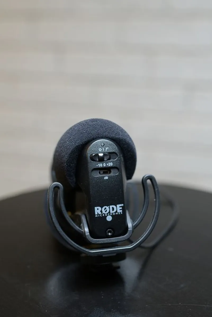 Rode Video Mic Pro +dead cat windshield - Image 3
