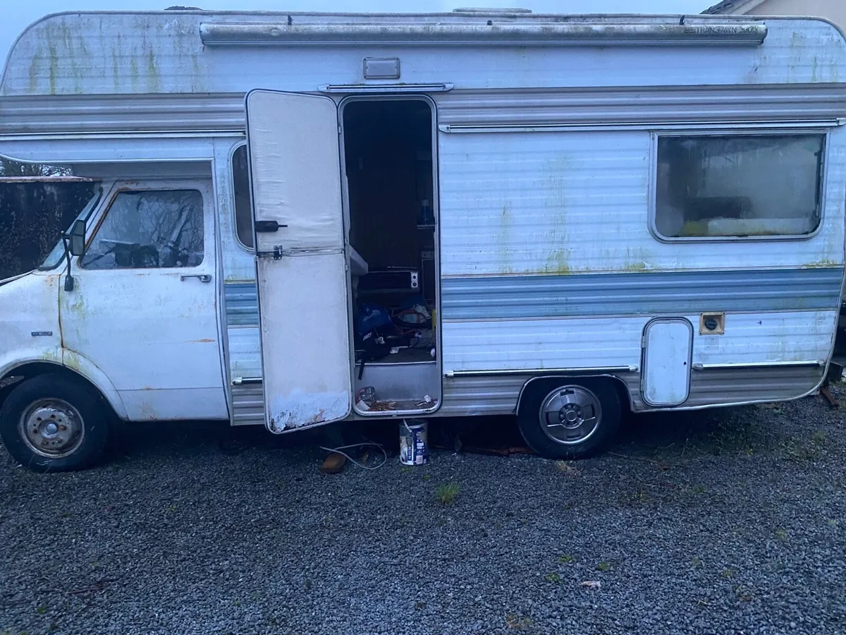 Bedford twin wheel camper - Image 3