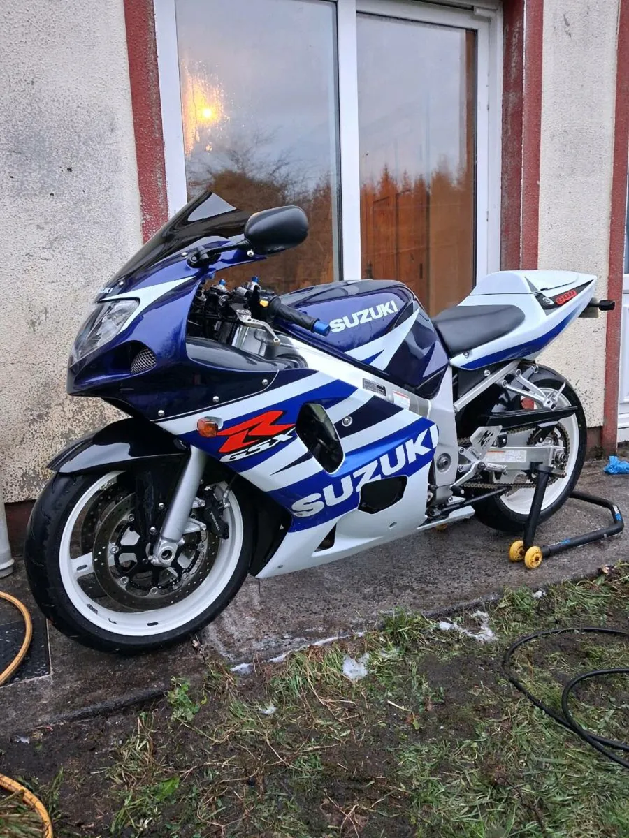 Suzuki GSX-R 600 K3 - Image 1