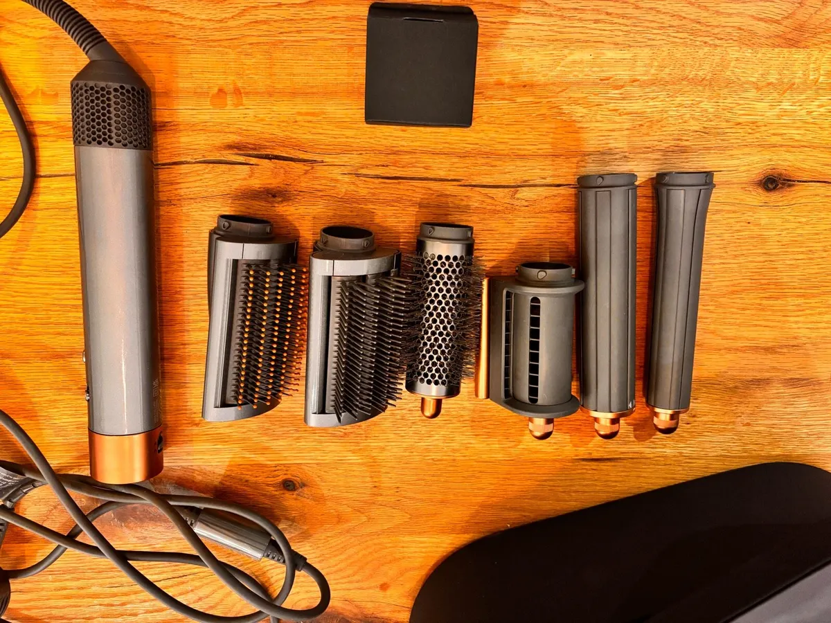 Dyson Air Wrap - Image 3