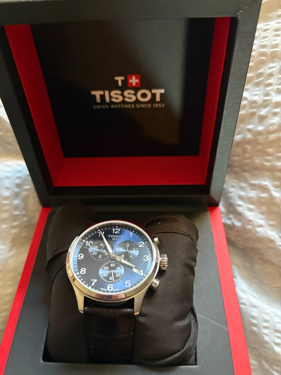 Tissot luxury Watch - Image 3