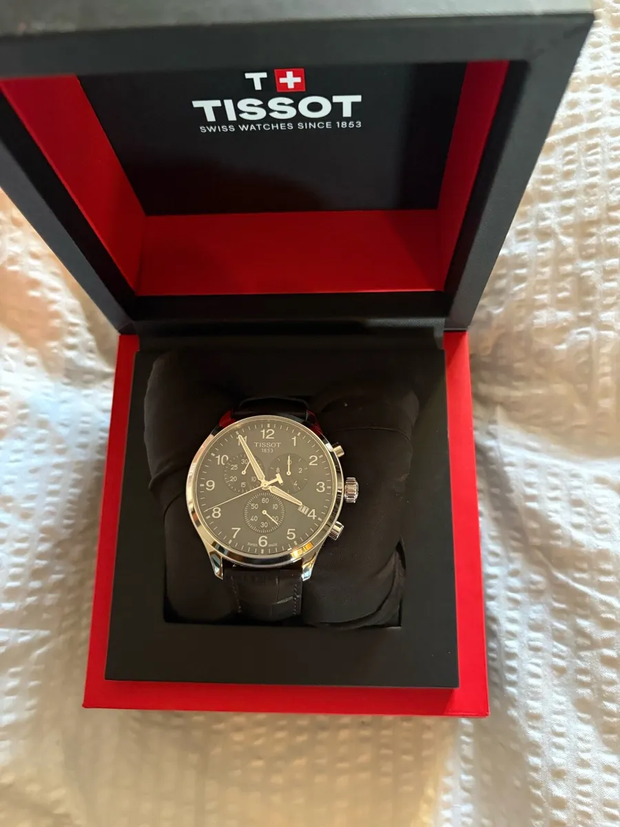 Tissot luxury Watch - Image 1