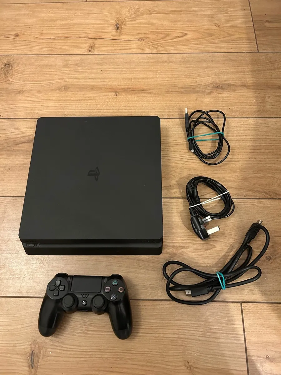 PlayStation 4 Games Console - Image 3