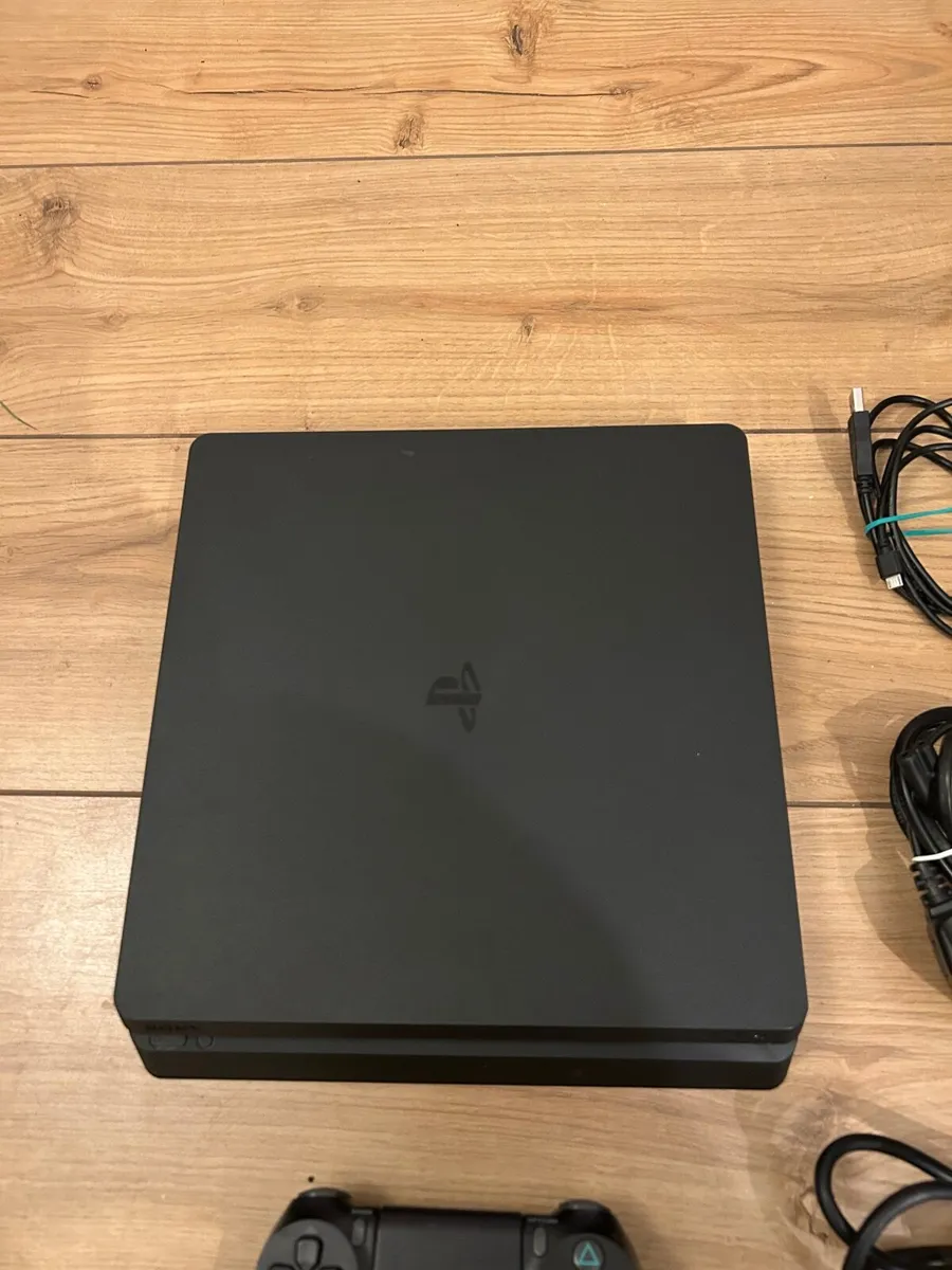 PlayStation 4 Games Console - Image 1