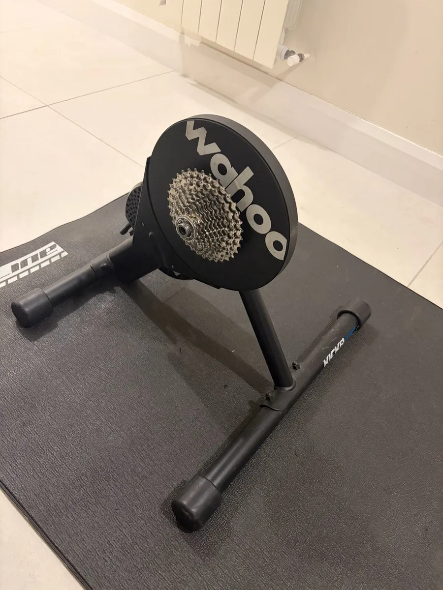 Wahoo Kickr Core Bundle - Image 1