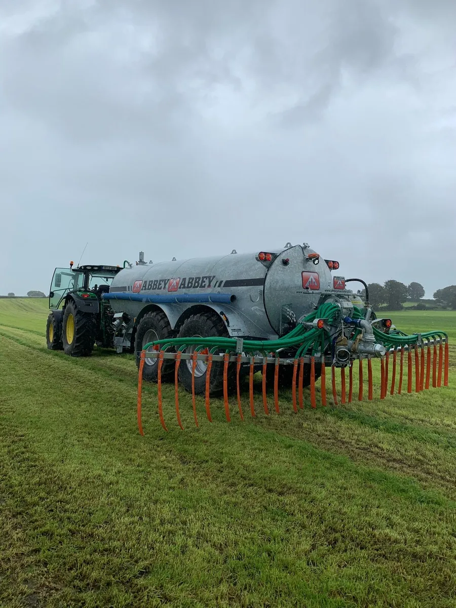 Slurry tanker - Image 1