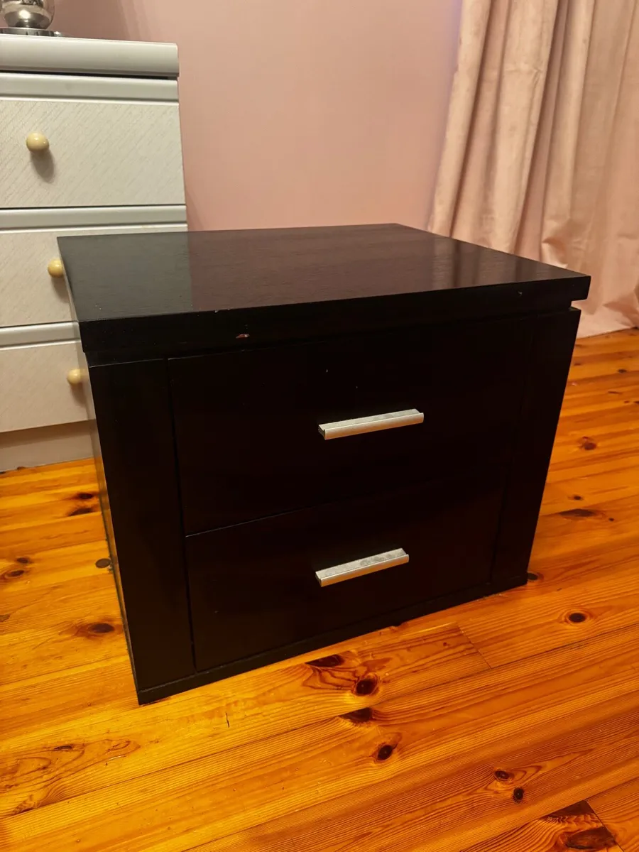 2 x bedroom lockers black wood - Image 2