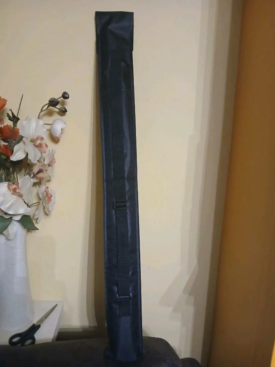 3 piece Ash Cue - Image 1