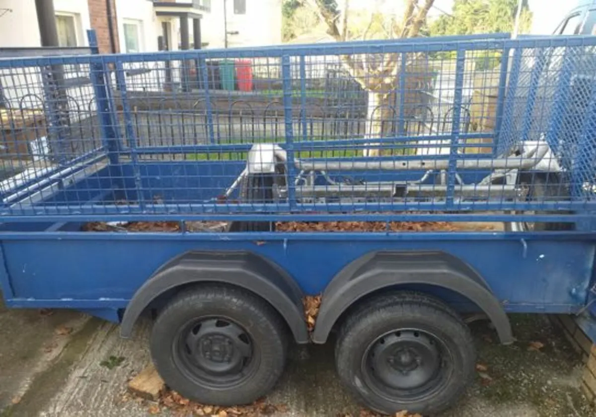 3 Trailers (4wheel) + (2wheel) + (Bike) - Image 1