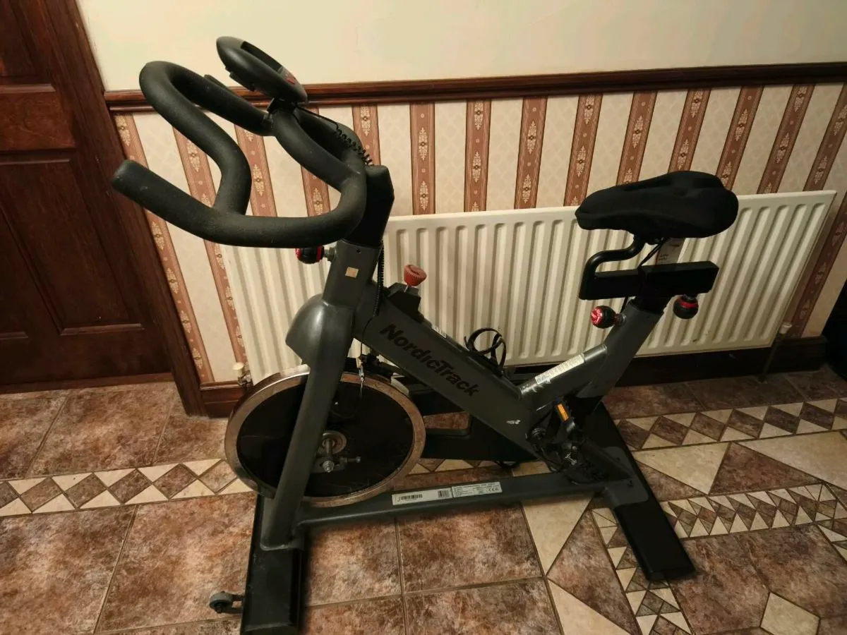Spinning bike - Image 1