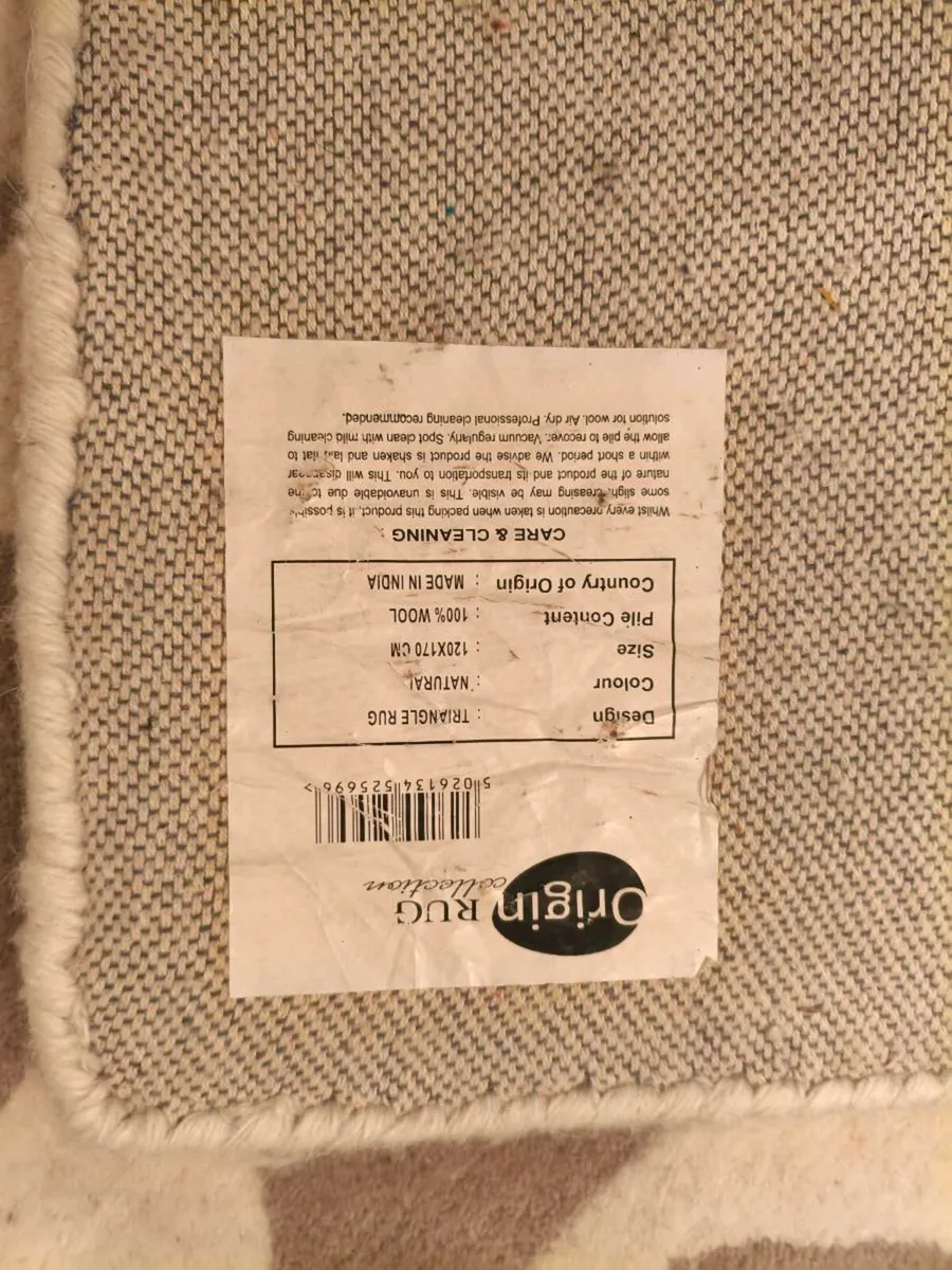 💯 pure wool rug,150 like new - Image 4
