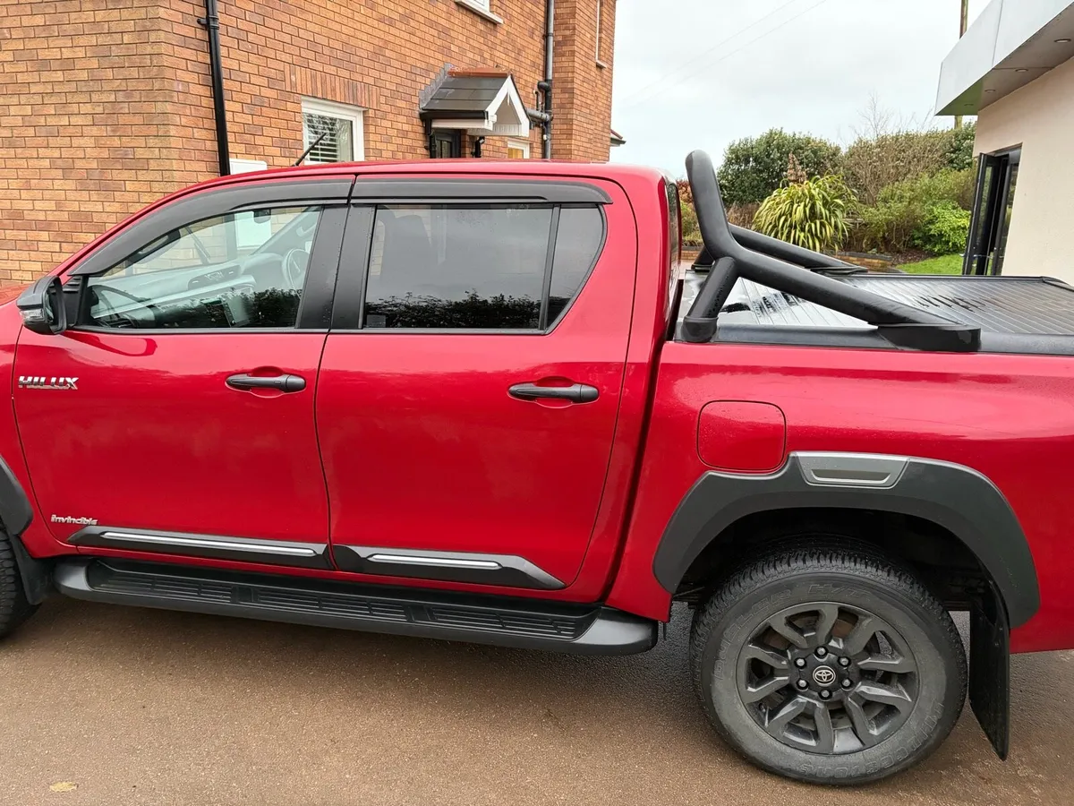 Toyota Hi-Lux - Image 4