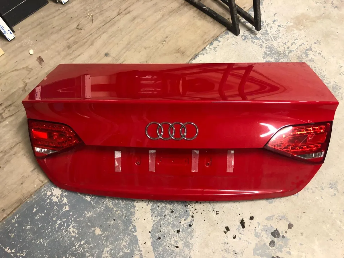 Audi A4 Boot