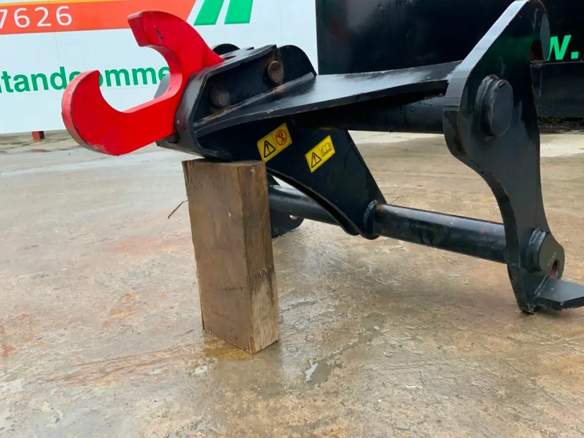 UNUSED HOOK SKIP  LIFTING ATTACHMENT.......743. - Image 3