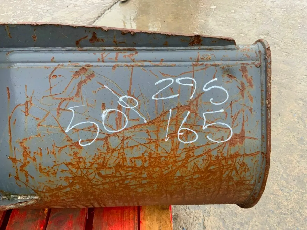 60" STRICKLAND GRADING BUCKET.....50mm........274f - Image 4