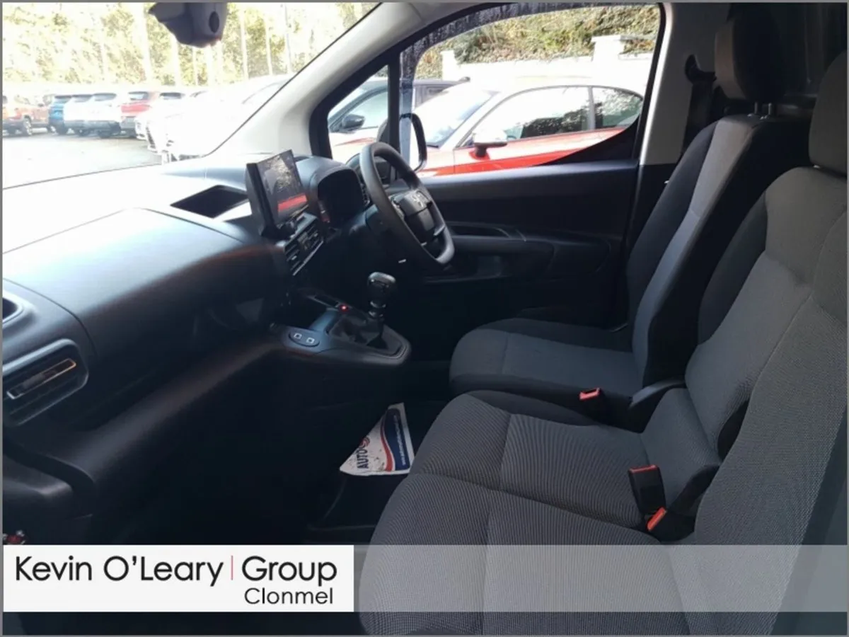 Opel Combo Sportive LWB loaded with Extras - Image 4