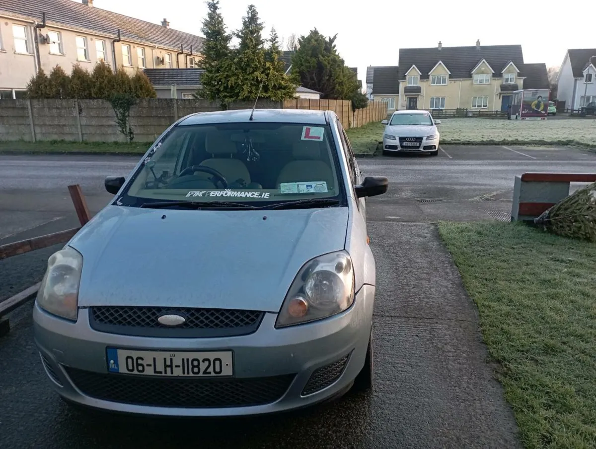 Fodr fiesta 1.2 petrol new nct. Tax 02/26 - Image 2