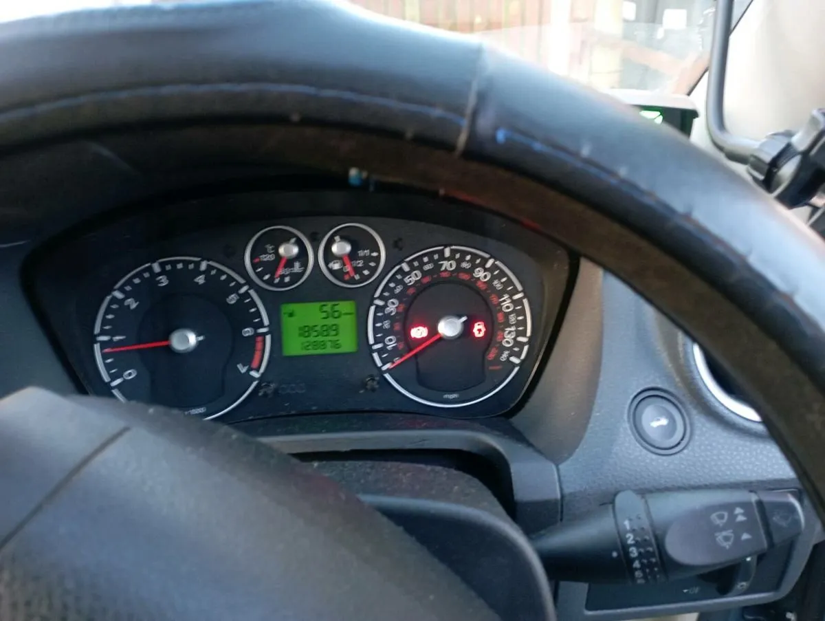 Fodr fiesta 1.2 petrol new nct. Tax 02/26 - Image 3