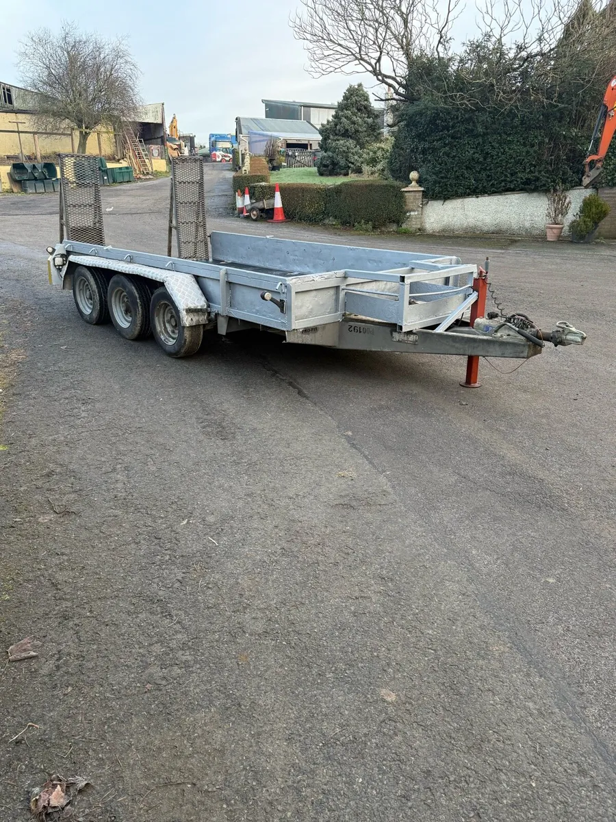 Pro-fit tri-axle plant trailer - Image 2