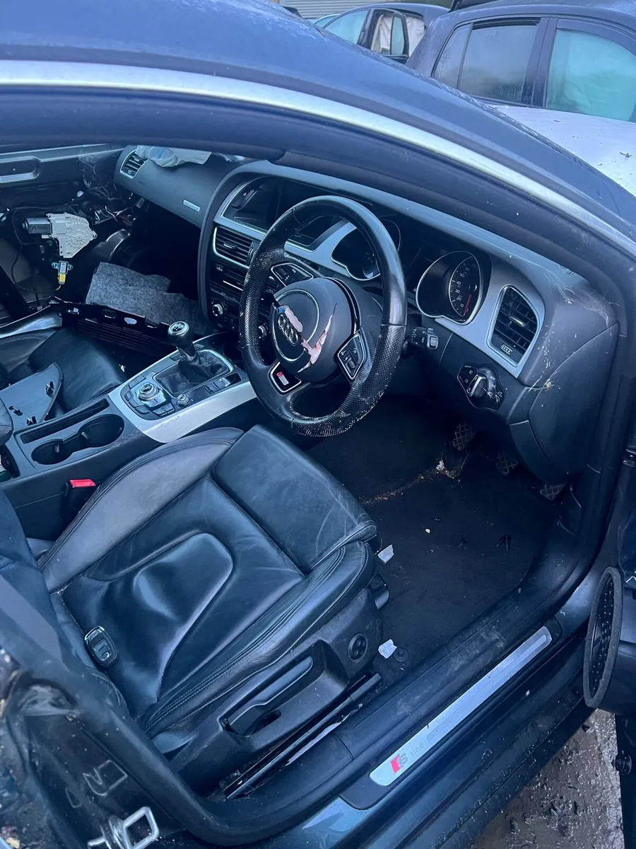 Breaking audi a5 2016 s line cnh 2.0tdi - Image 2