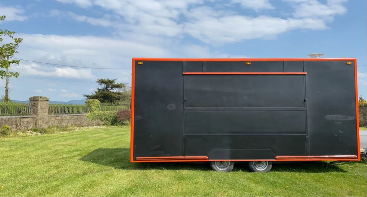 CARERING TRAILER - Image 2