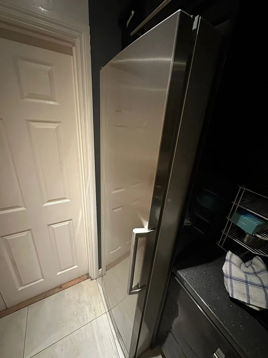 Fridge - Image 4