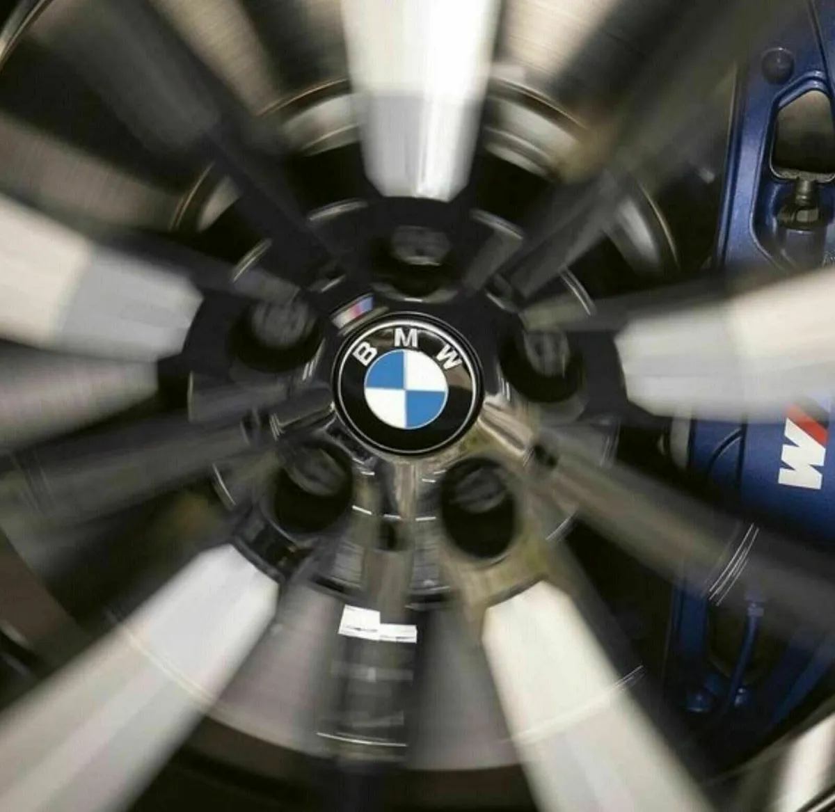 (x 2 sets)  BMW FLOATING CAPS (FREE POST) - Image 1