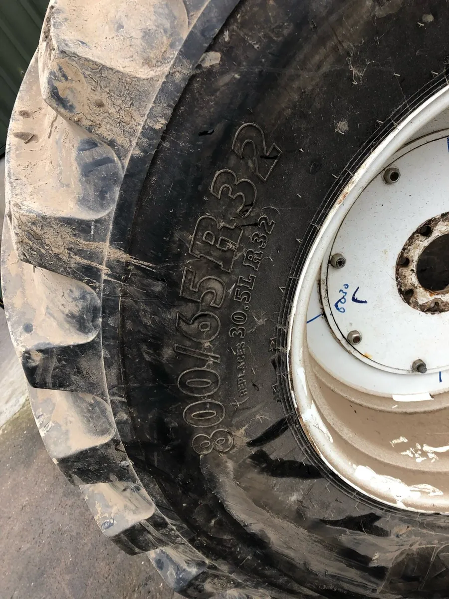 800/65/32  flotation wheels - Image 2