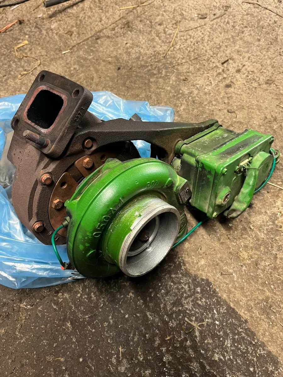 30 series Turbo John Deere - Image 1