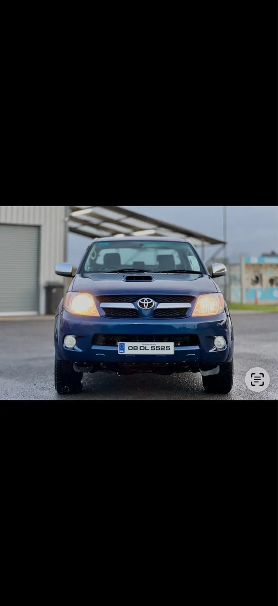 Toyota Hilux 3.0 - Image 3