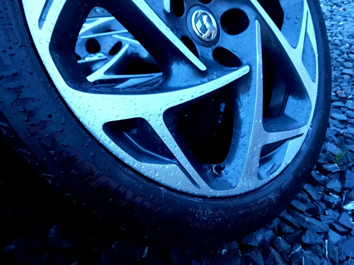 ☄️5x120 Insignia 19inch ▪︎Genuine rims▪︎ ☄️ - Image 4