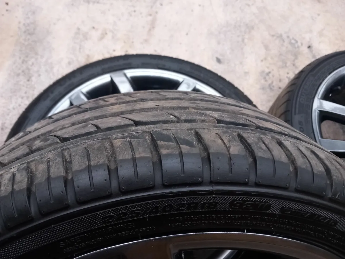 Genuine 5x112 VW Vancouver Alloys 18inch - Image 4