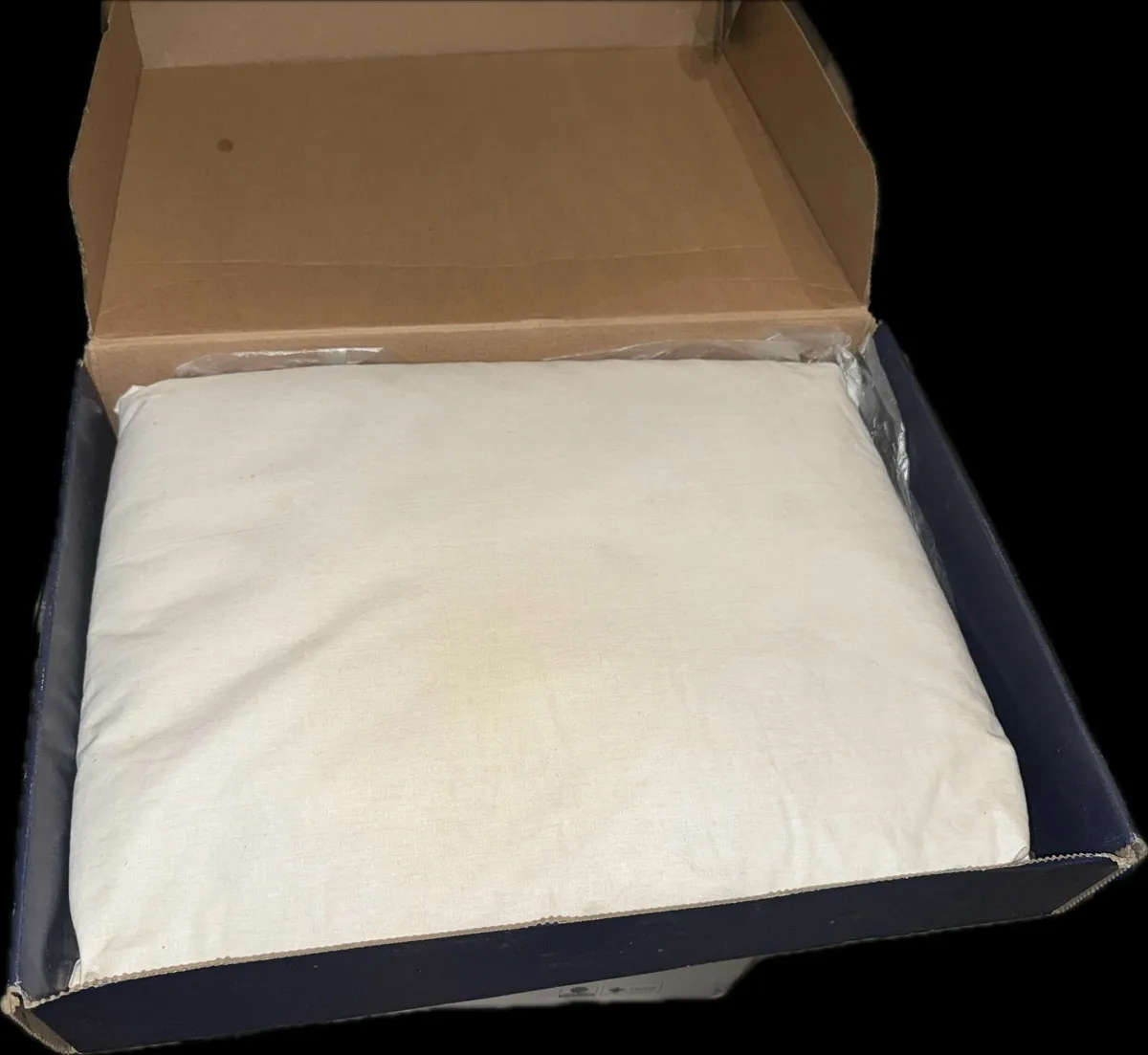 King size Sobakawa Pillow in box - never used - Image 2