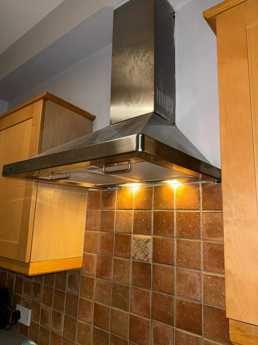 Extractor for hob - Image 2