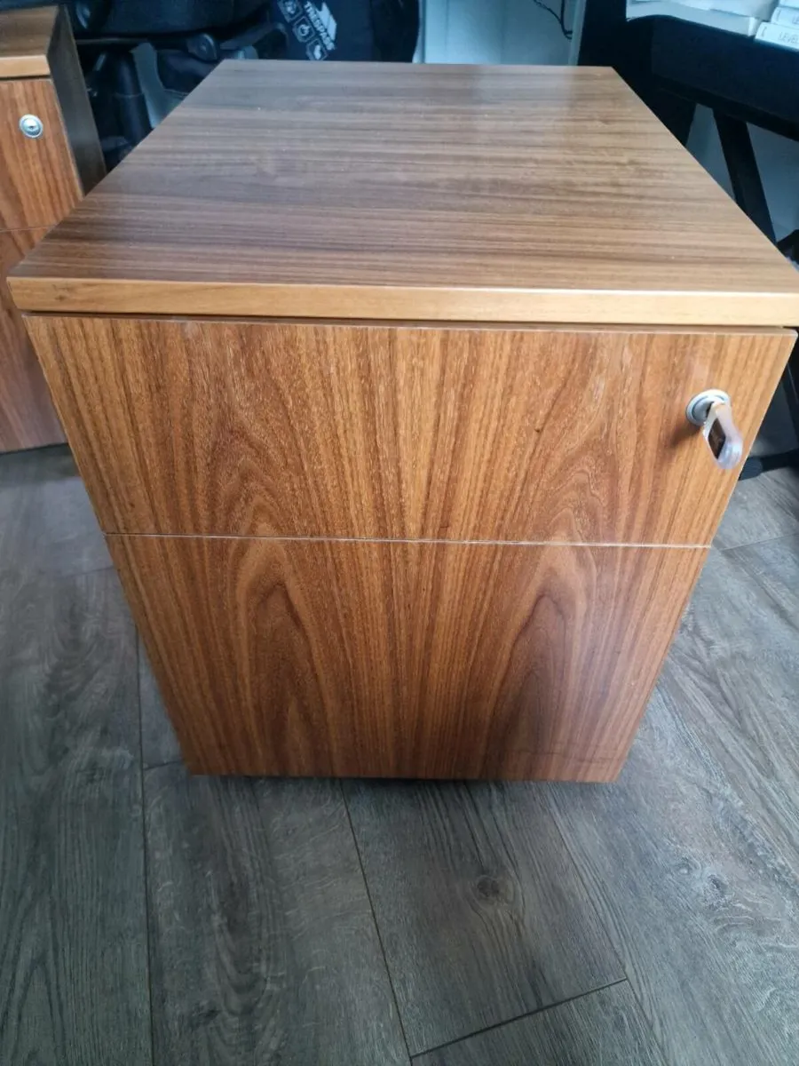 Pedestal for under Desk - Image 1