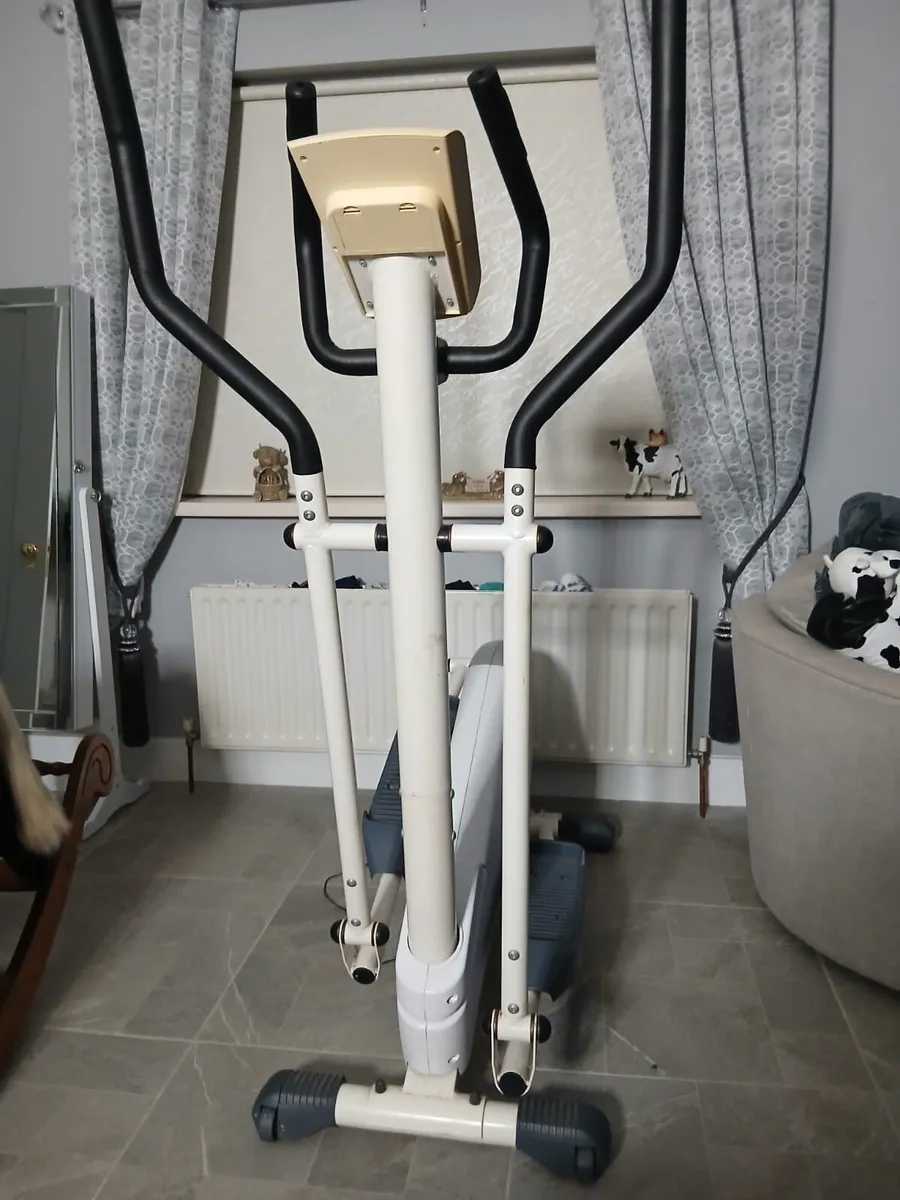 Cross trainer - Image 4