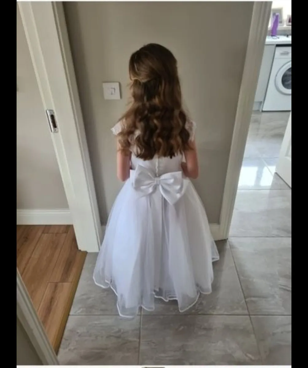 Communion dress - Image 3