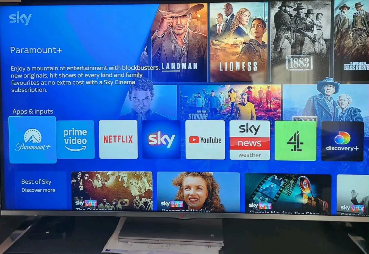 LG 47” Smart LED TV – WebOS & Magic Remote - Image 1