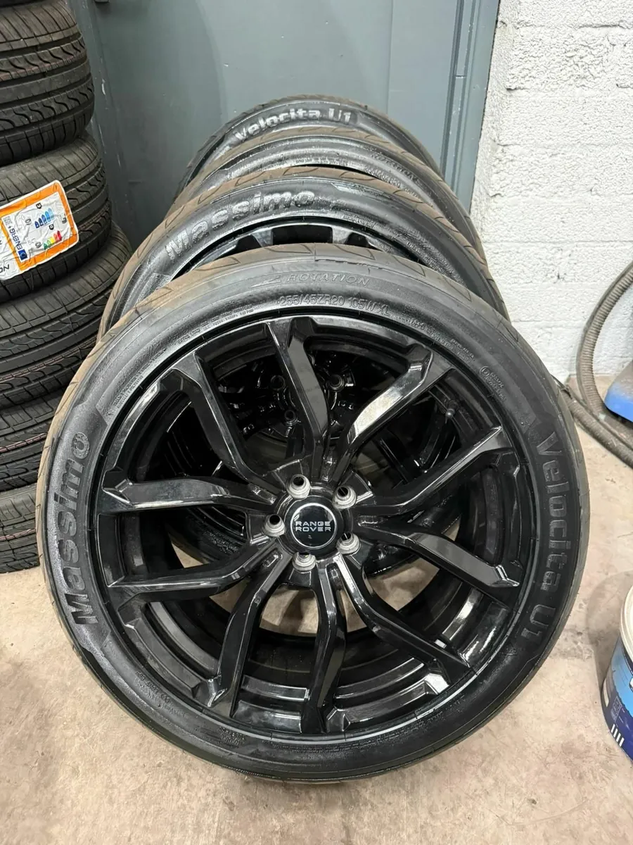 20" Genuine Alloy Wheels for Range Rover Evoque - Image 1