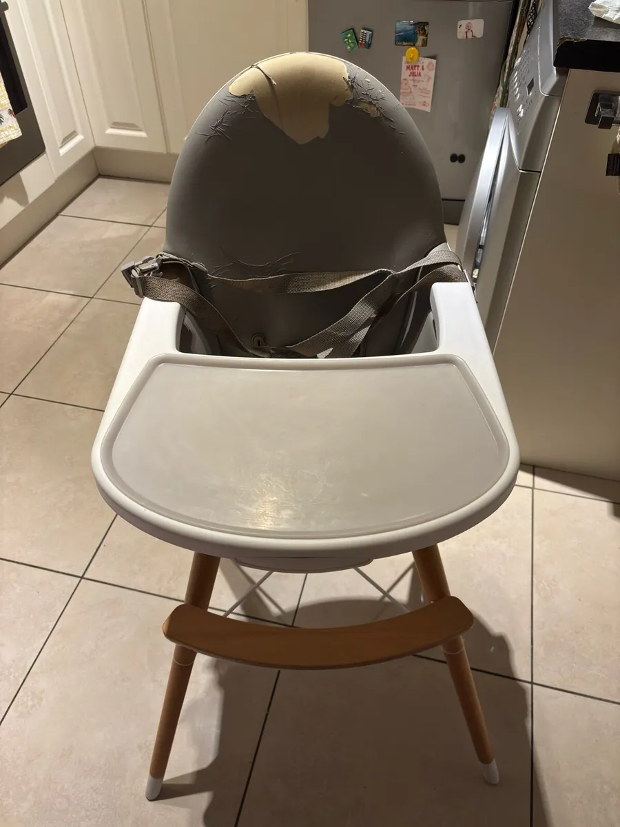 Highchair - Image 1