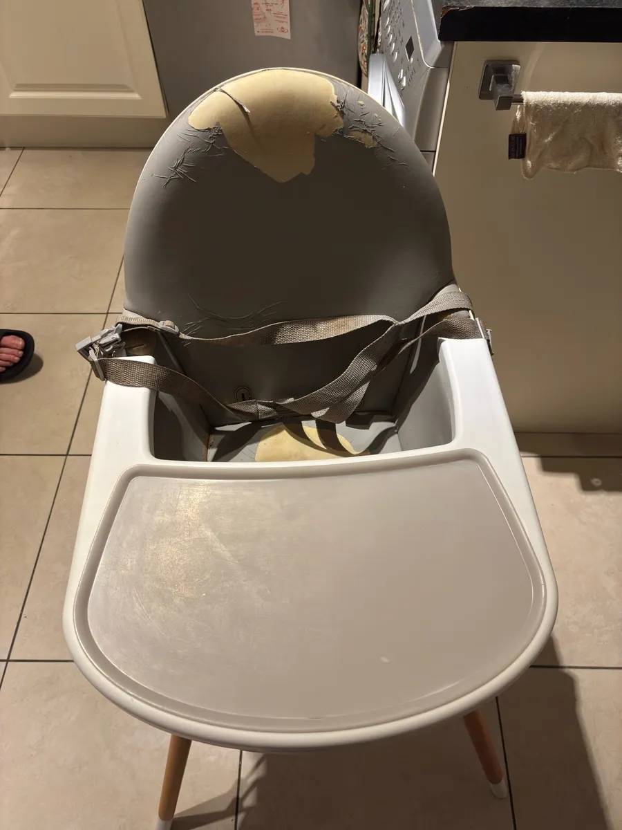 Highchair - Image 2
